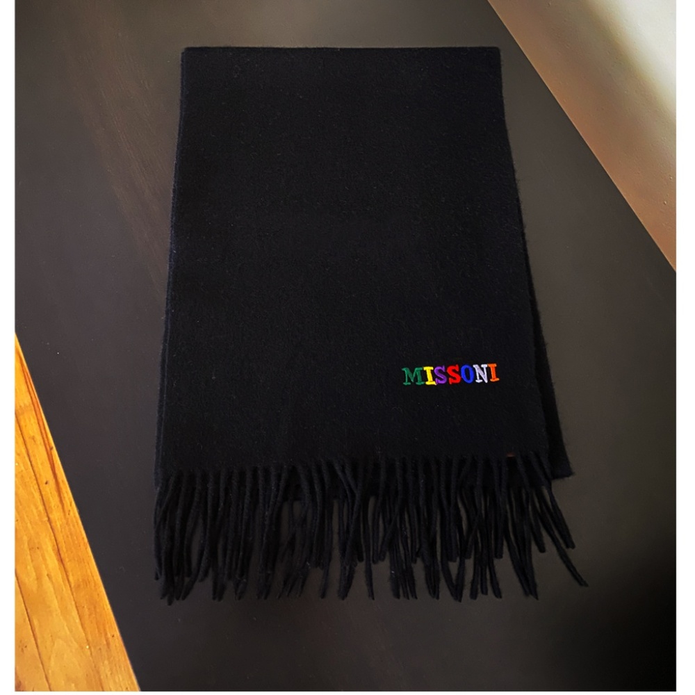 NWT MISSONI MEN-WOMEN BLACK MULTI COLOR WOOL SCARF